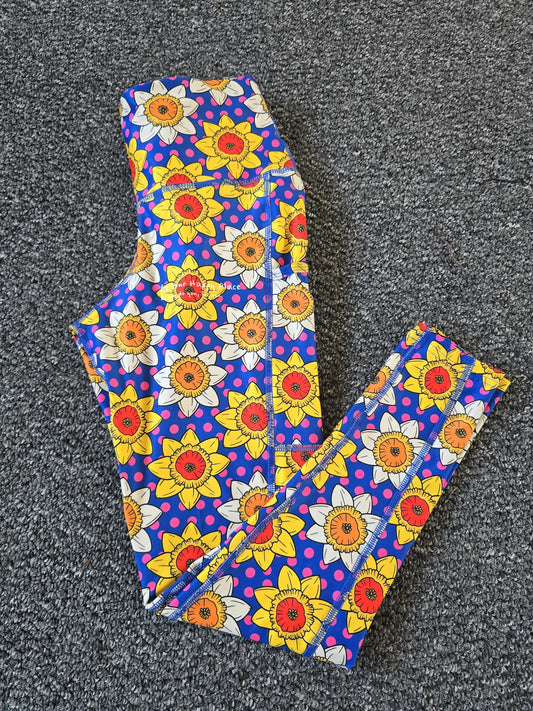 Dotty Daffodils *IN STOCK*